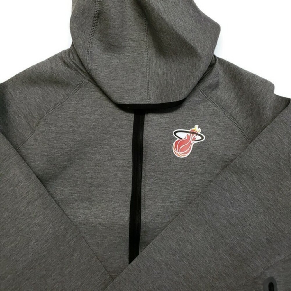 NBA Miami Heat Drop Kick Jacket Womens L Touch by Alyssa Milano Grey
